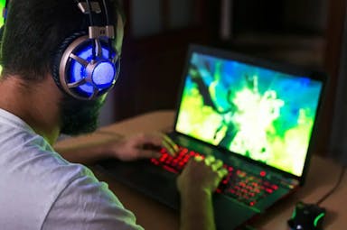 Les testen vår om: Gaminglaptop Gaminglaptop Best i test