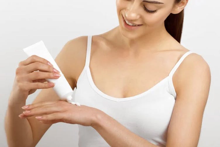 Håndkrem test 2023 - beste håndkrem mot tørre hender,best i test guiden