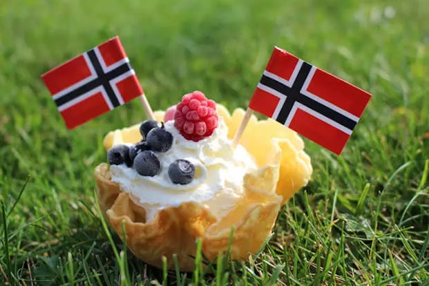 beste krumkakejern,krumkakeskåler,krumkakeoppskrift