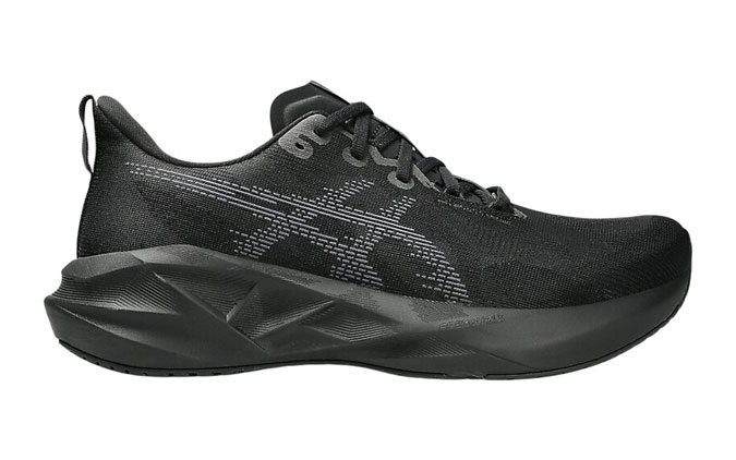 Løpesko best i test Asics Novablast 5 herre