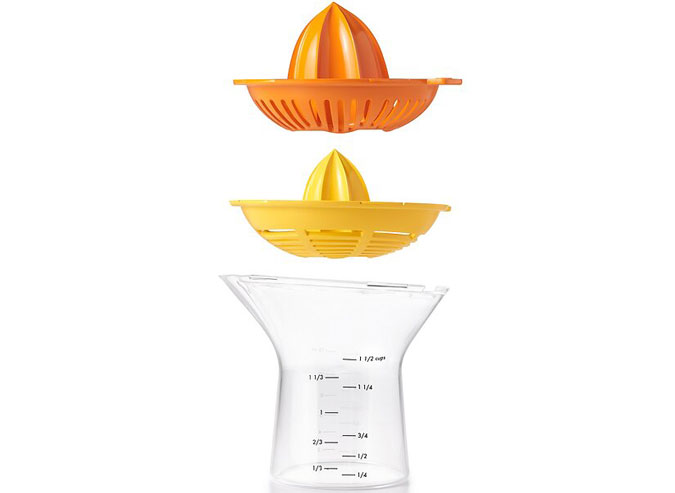 Sitruspresse best i test OXO 2-i-1 sitruspresse