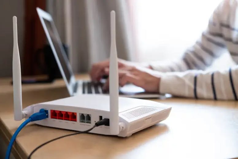 router test 2025, beste router 2025, mesh nettverk test
